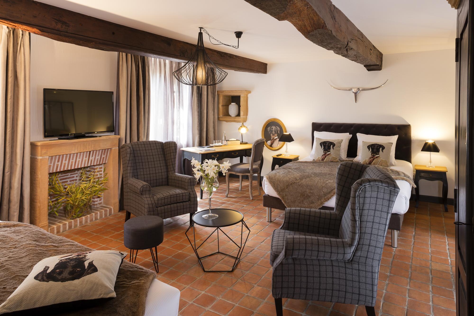 Contact Hotels Le Savigny & Spa Blace ภายนอก รูปภาพ