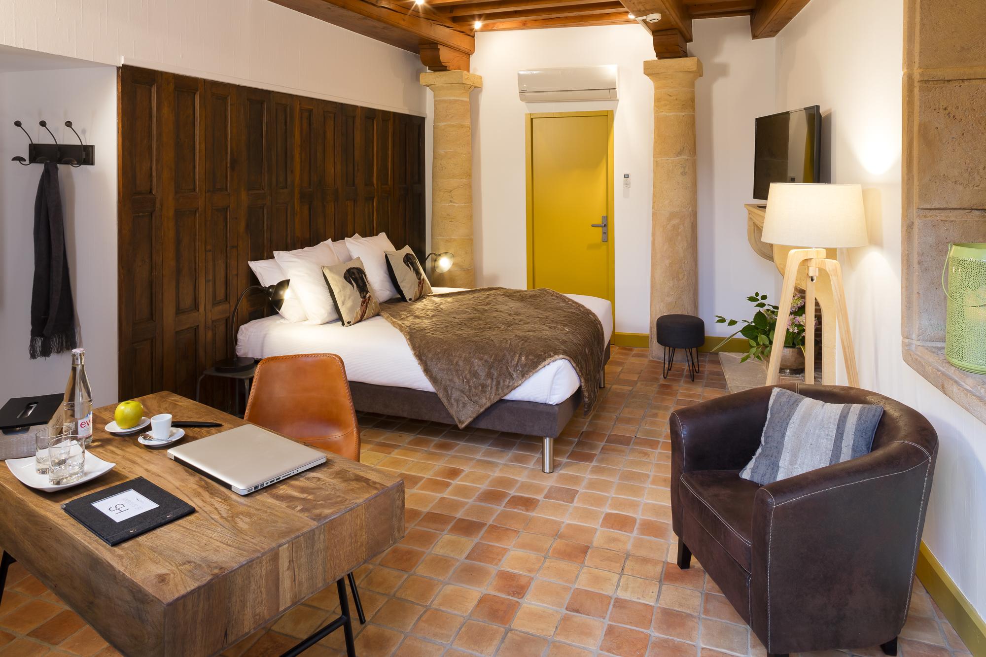Contact Hotels Le Savigny & Spa Blace ภายนอก รูปภาพ
