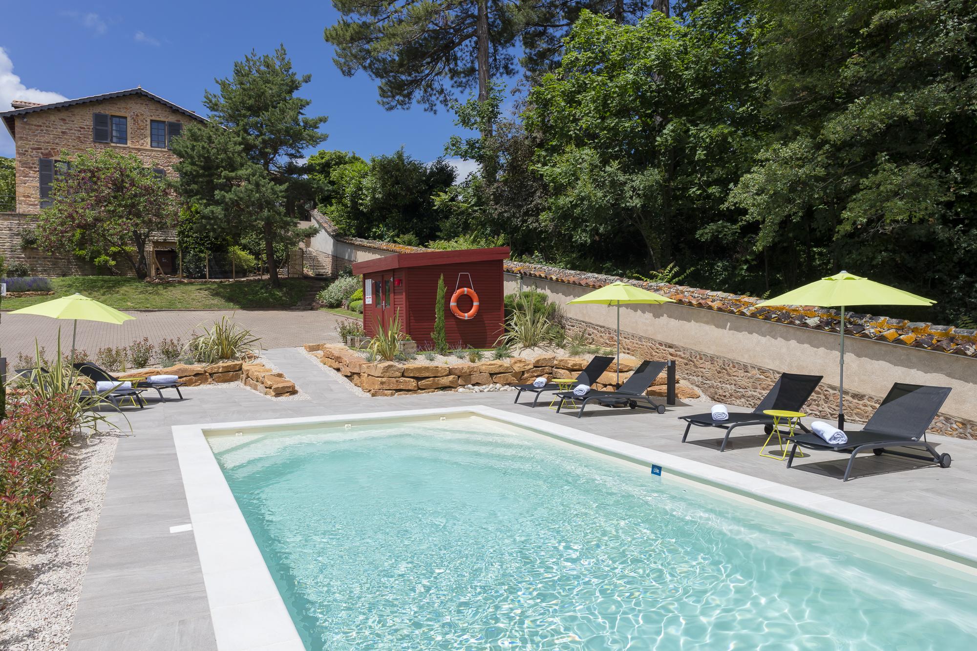 Contact Hotels Le Savigny & Spa Blace ภายนอก รูปภาพ