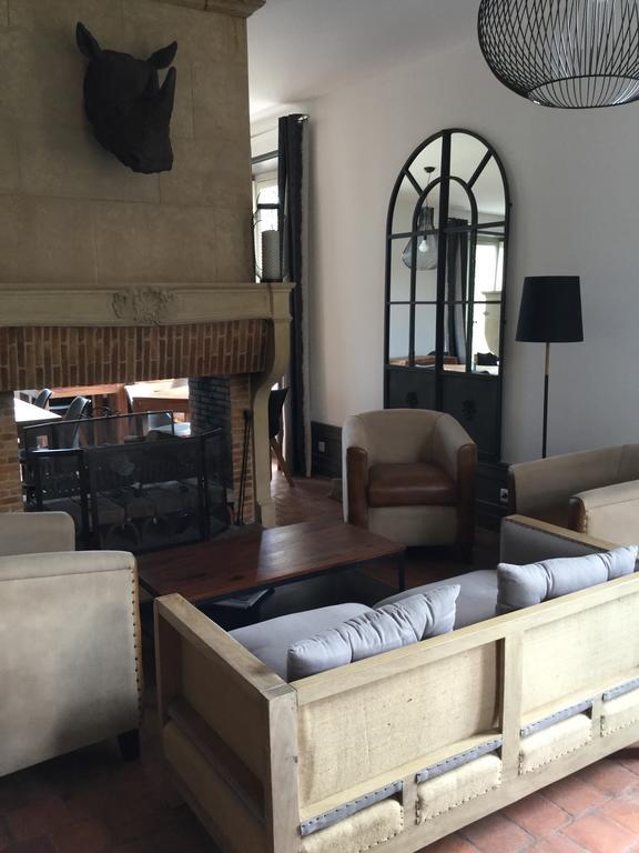 Contact Hotels Le Savigny & Spa Blace ภายนอก รูปภาพ