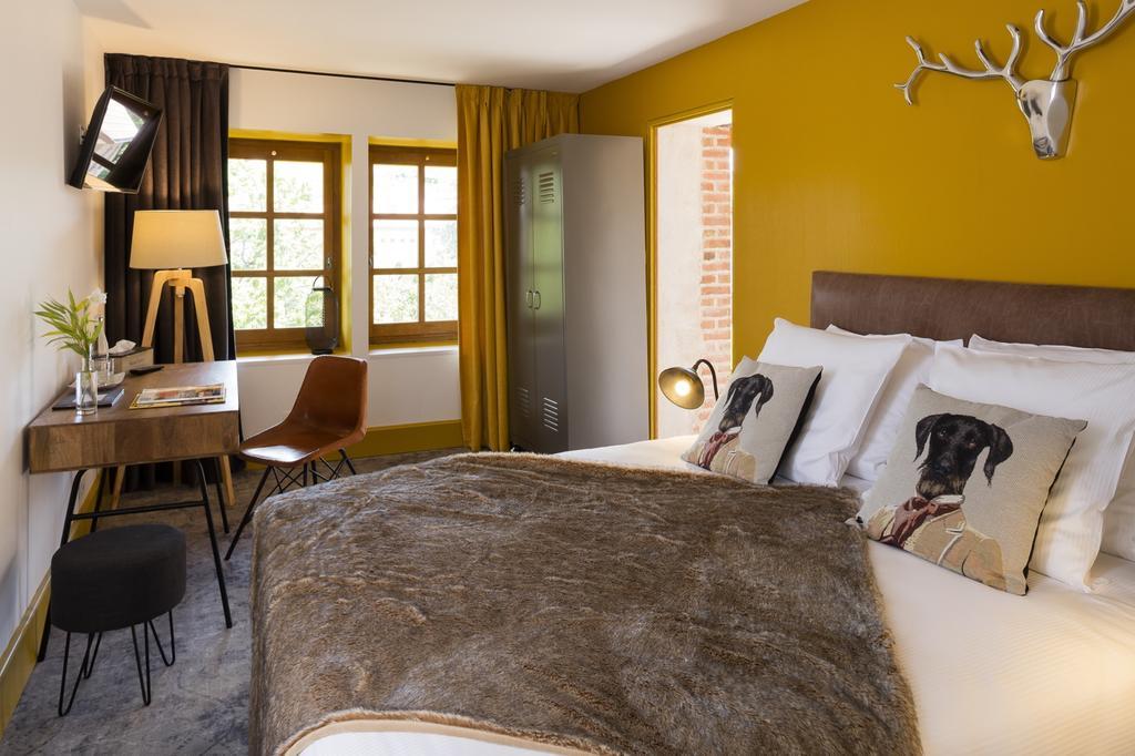Contact Hotels Le Savigny & Spa Blace ภายนอก รูปภาพ