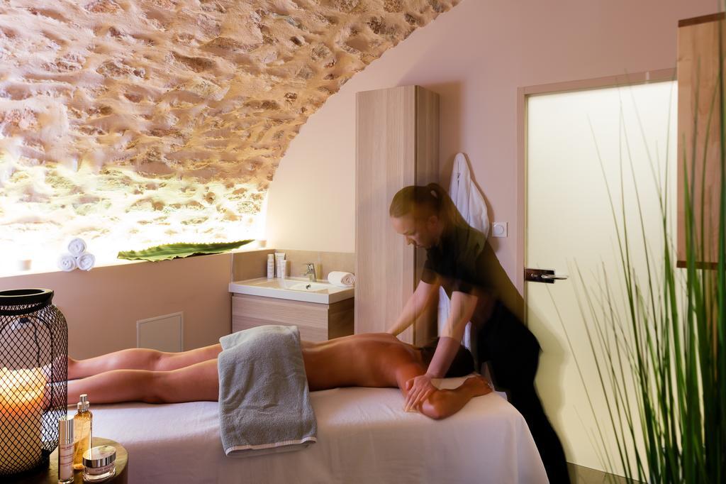 Contact Hotels Le Savigny & Spa Blace ภายนอก รูปภาพ